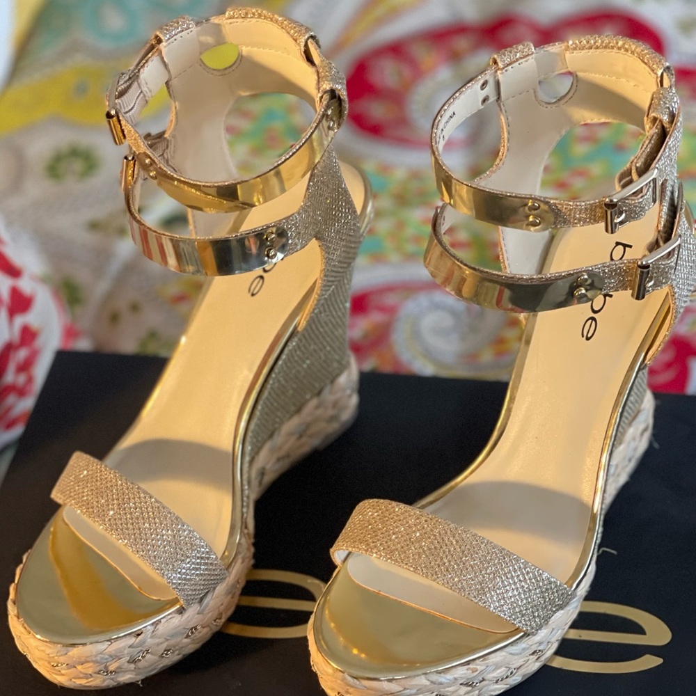 Gold Bebe Glitter Mesh Wedge Espadrilles *like new* SZ 8